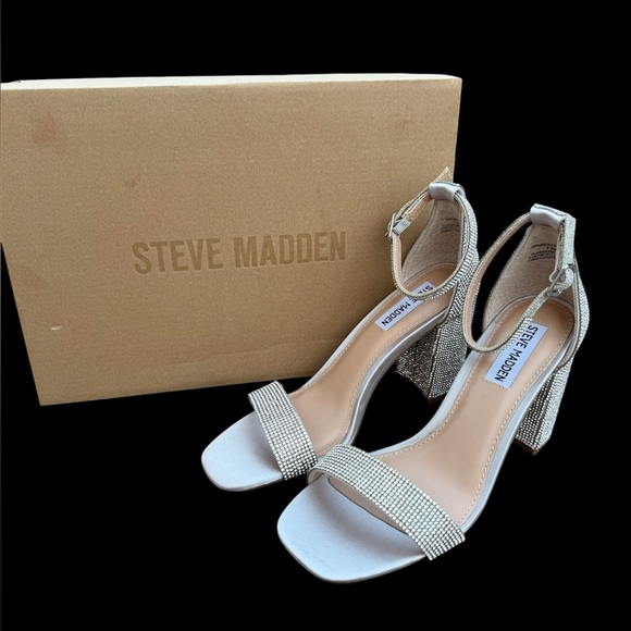Steve Madden Glittering Silver Heels 7.5 woman’s - Picture 1 of 14